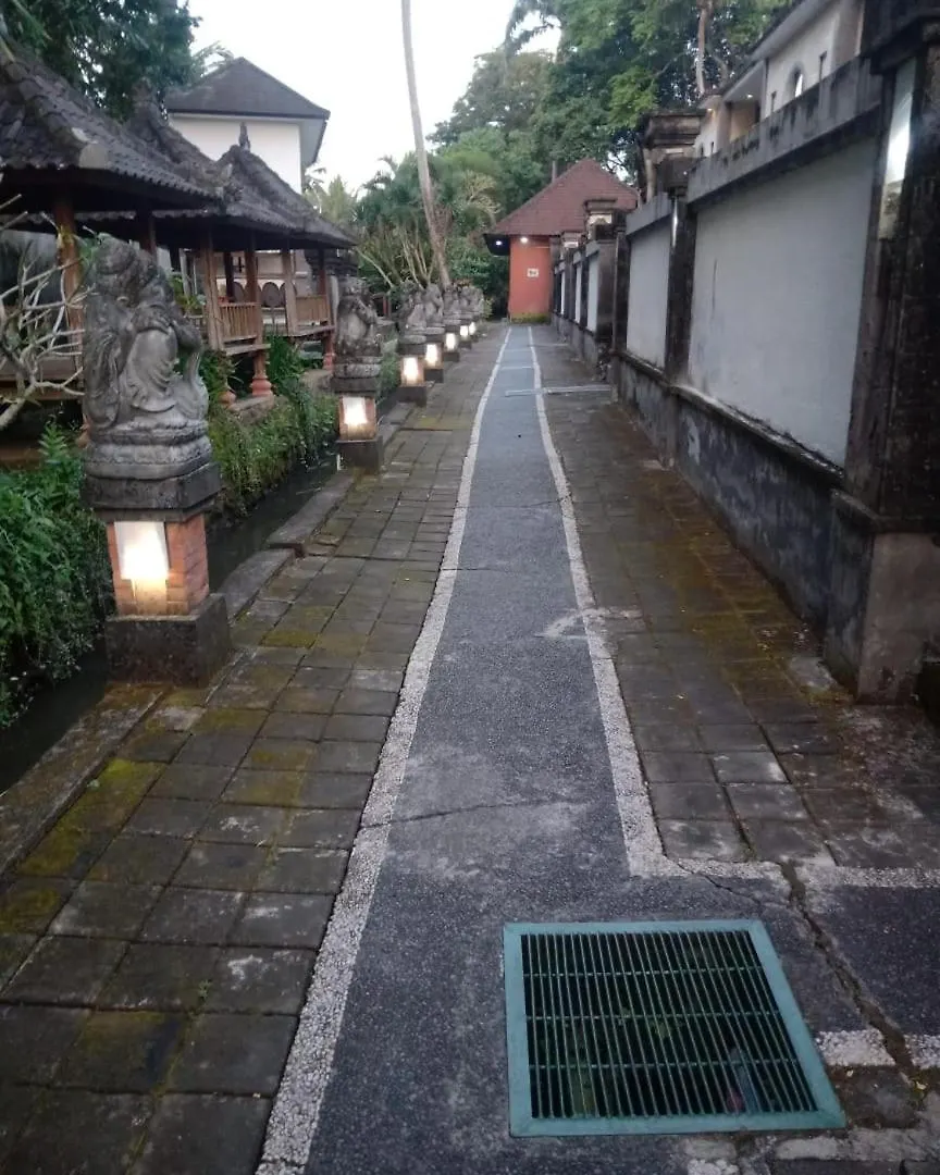 Luxery Family Giri Villa Ubud  Lodge